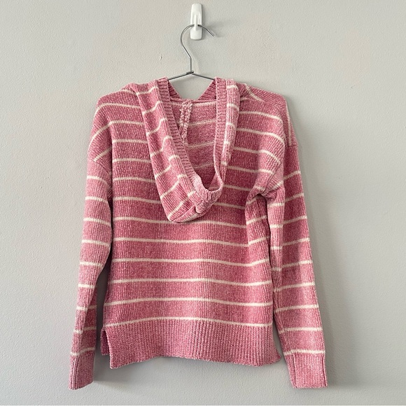 DKNY Youth Chenille Sweater, Size M(10/12) - Picture 7 of 7